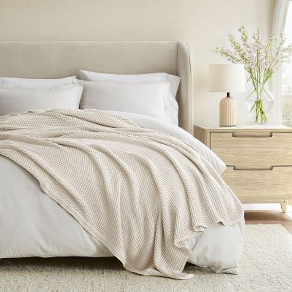 Home zoom 56925013 1778133563603 guest 140a07b4 47e2 4449 a24d 5263c10e1bed